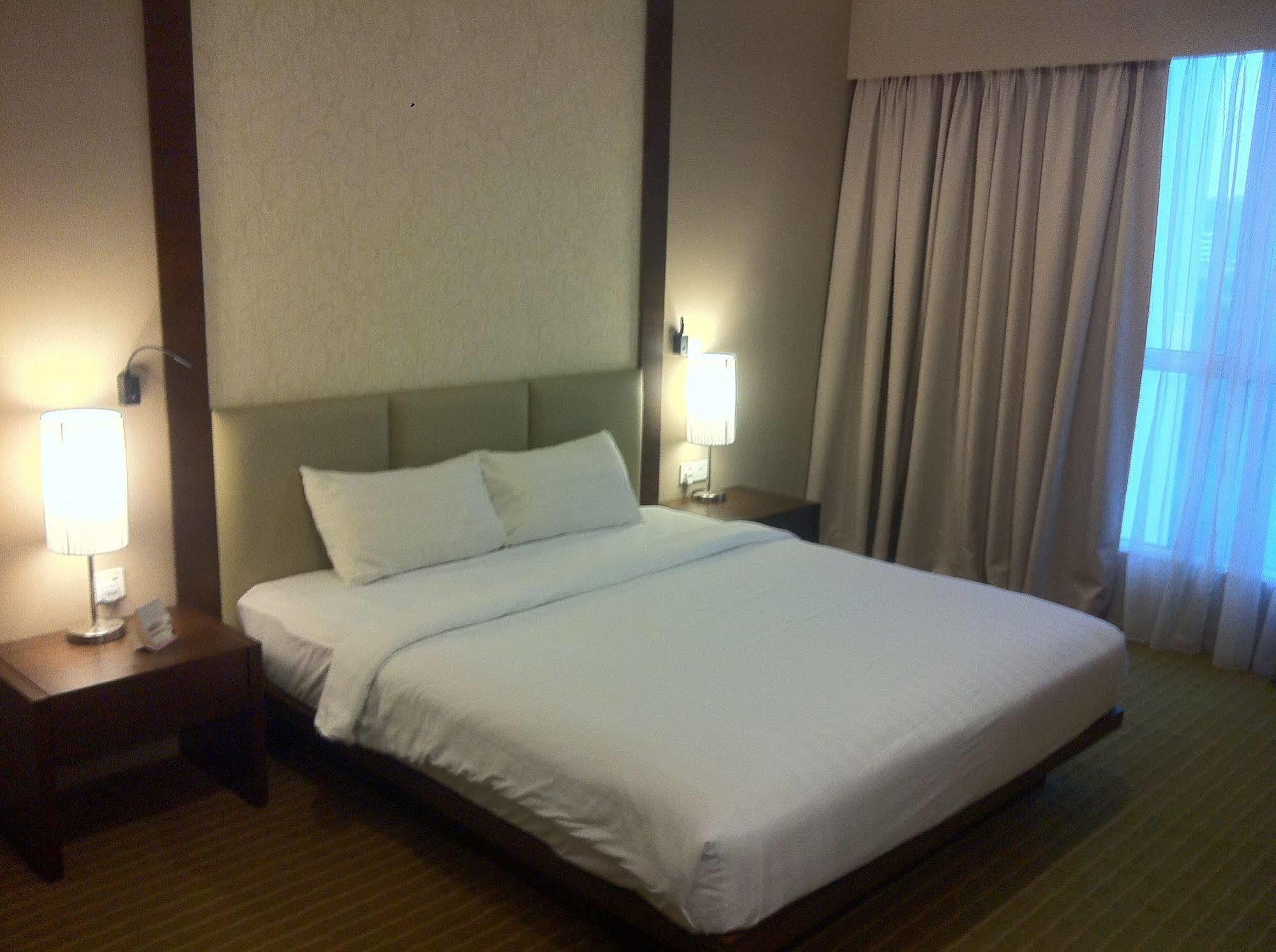 Hotel Primera Suite Cyberjaya Eksteriør billede